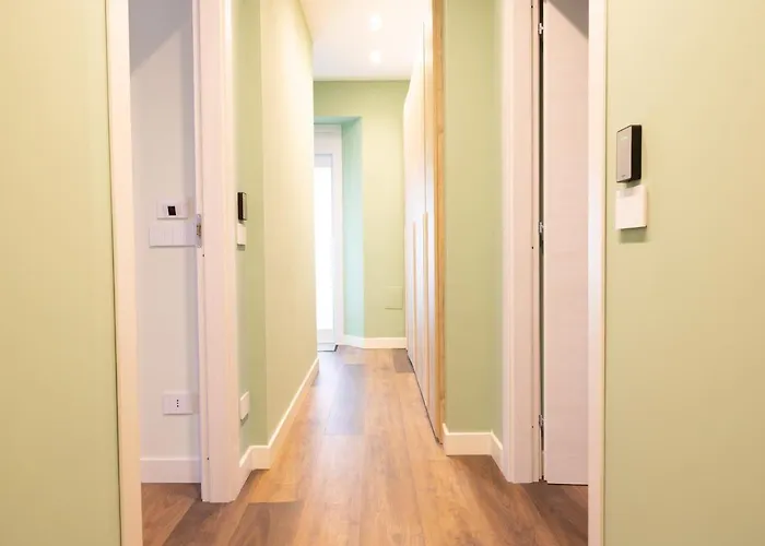 Le Fanciulle Di Appartement